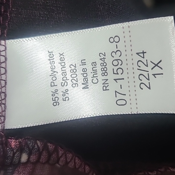 Colorful Loose Fitting Top - Picture 7 of 8